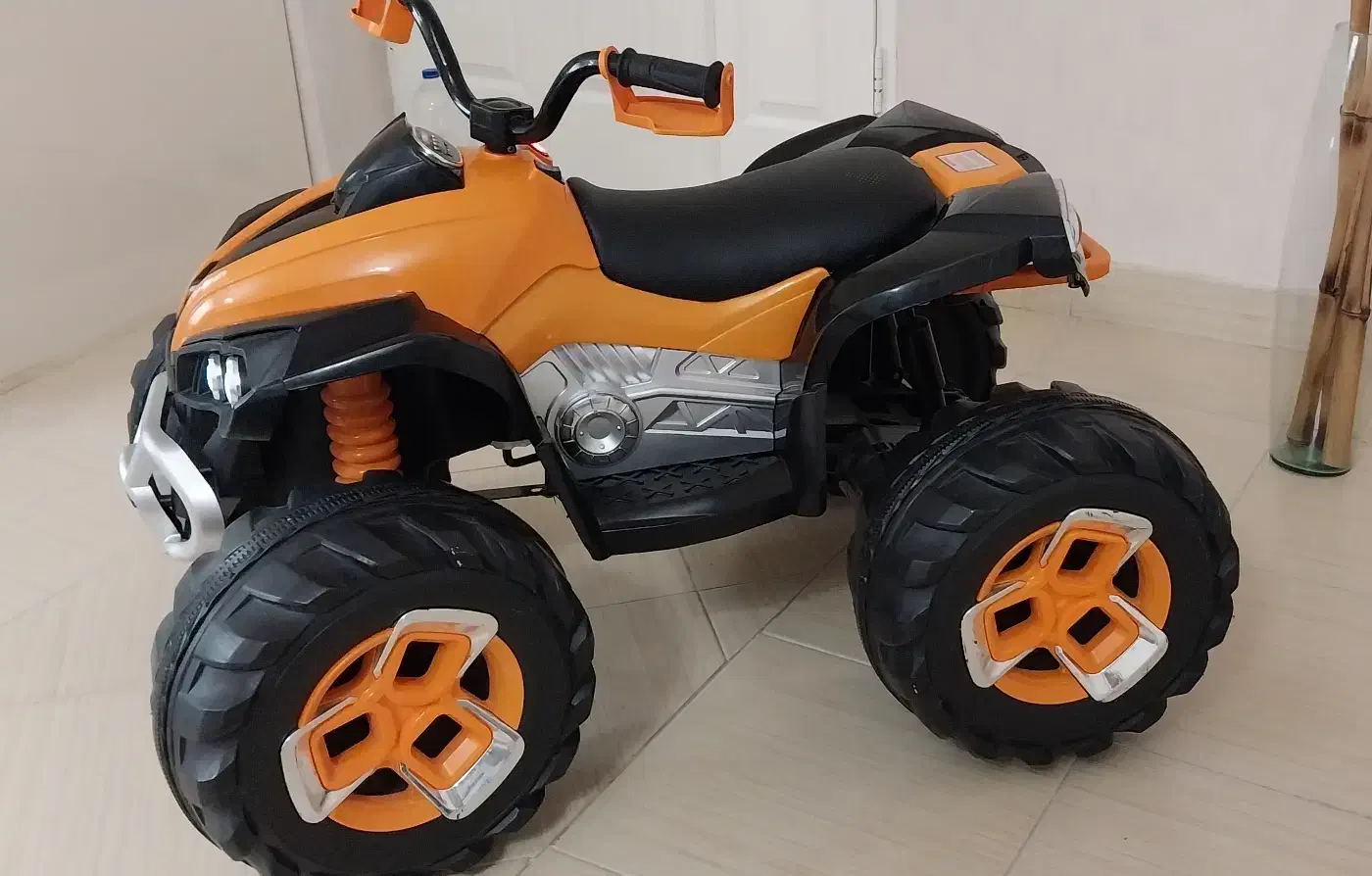 موتور چهار چرخ شارژی|اسباب و اثاث بچه|رشت, دیانتی|دیوار