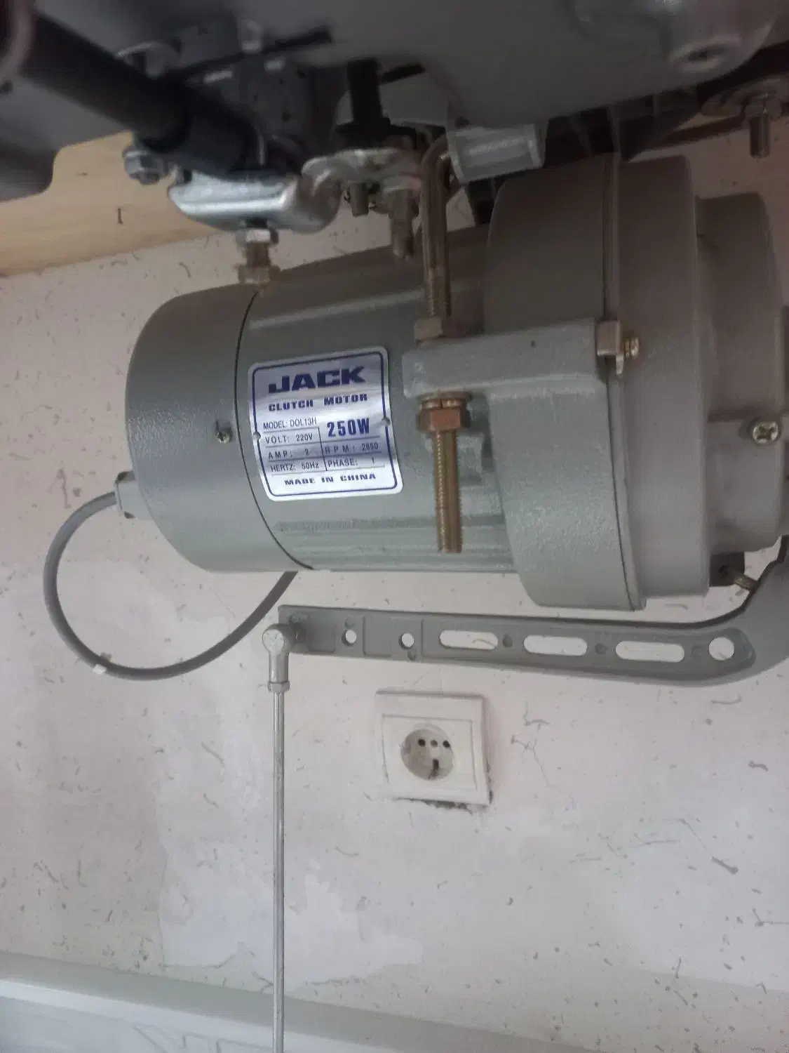 چرخ خیاطی|چرخ خیاطی و ریسندگی|محمدیه-قزوین, |دیوار