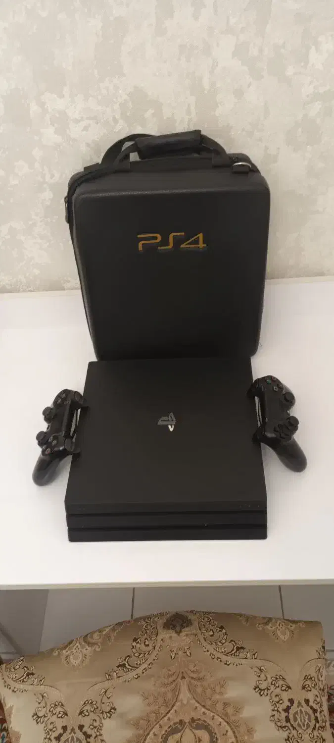 pS4 پرو همراه دودسته پلی استیشن|کنسول، بازی ویدئویی و آنلاین|تبریز, |دیوار