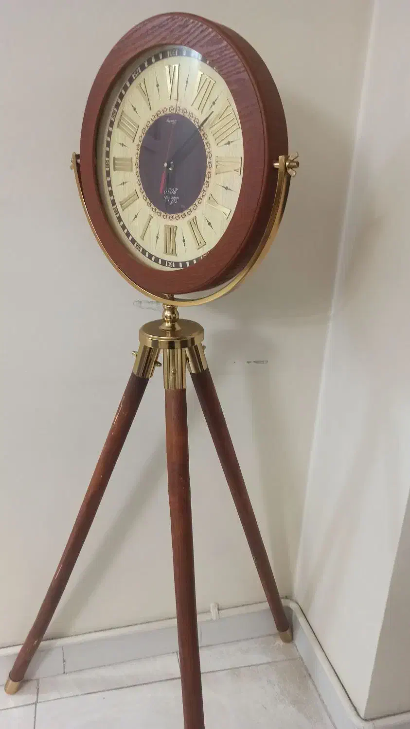 ساعت سه پایه چوبی|ساعت دیواری و تزئینی|محمدشهر, سیدآباد|دیوار