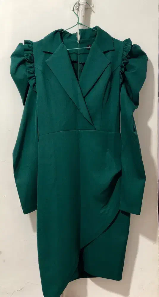 لباس مجلسی|لباس|کردکوی, |دیوار