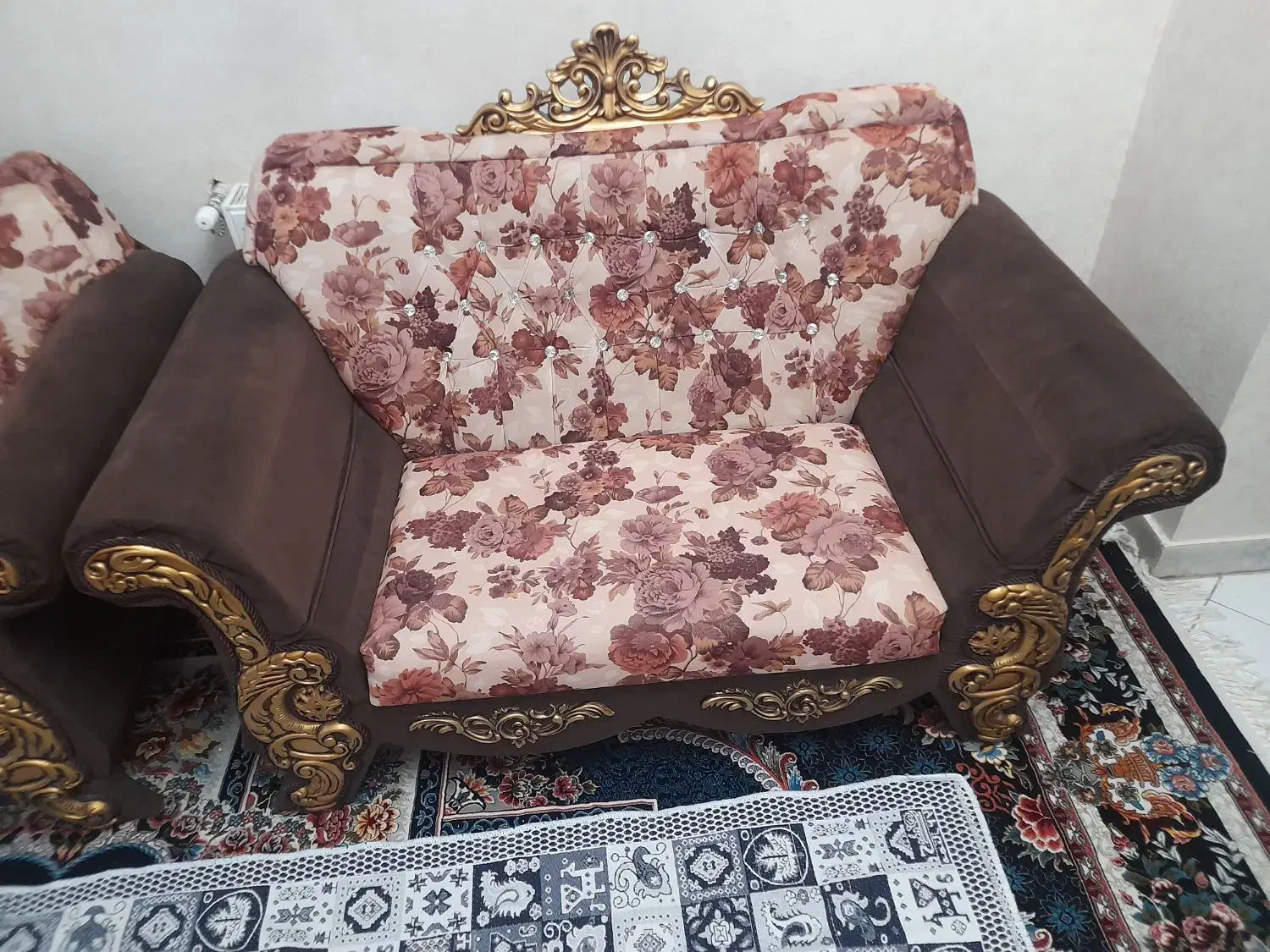 مبل ۷ نفره درحد نو|مبلمان خانگی و میز عسلی|محمدشهر, شهرک نگین|دیوار