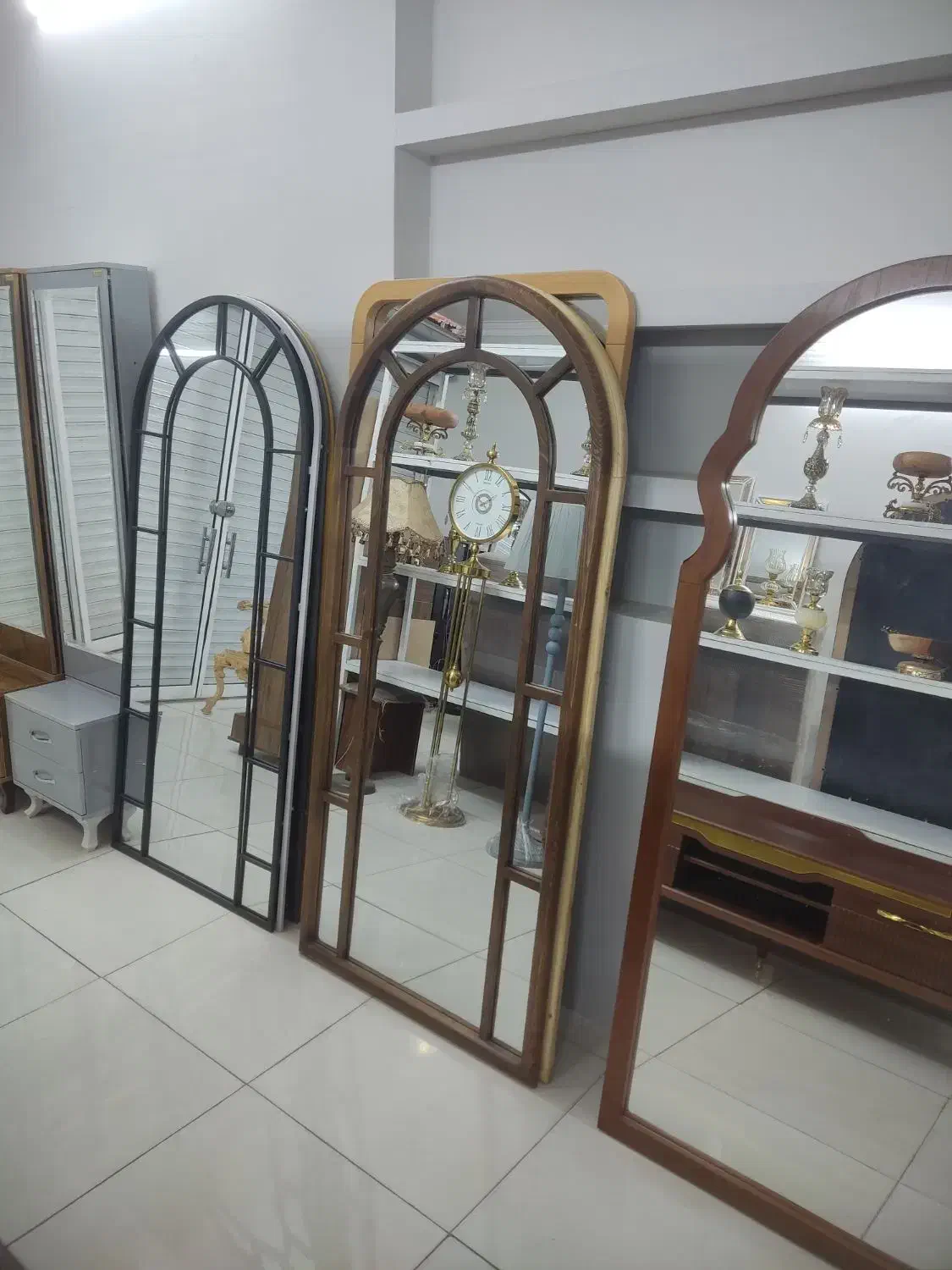 آینه قد|آینه|یزد, |دیوار