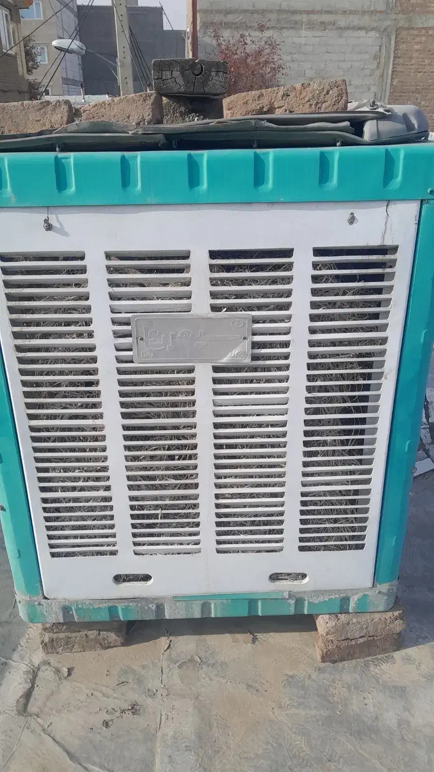 کلر ابی|کولر آبی|سلماس, |دیوار