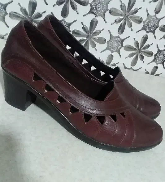 کفش پاشنه دار چرم|کیف، کفش، کمربند|ری, فیروزآبادی|دیوار