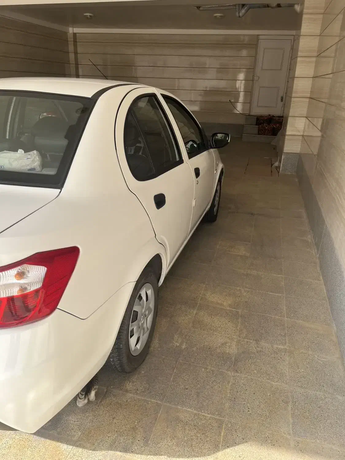 فروش خودرو|خودرو سواری و وانت|میانه, |دیوار