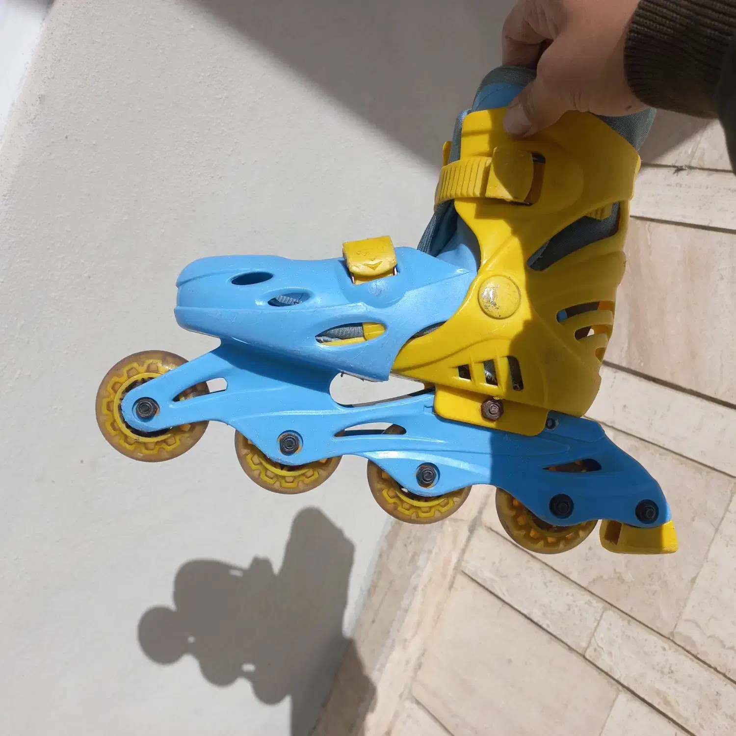 کفش اسکیت|دوچرخه، اسکیت، اسکوتر|ملایر, |دیوار