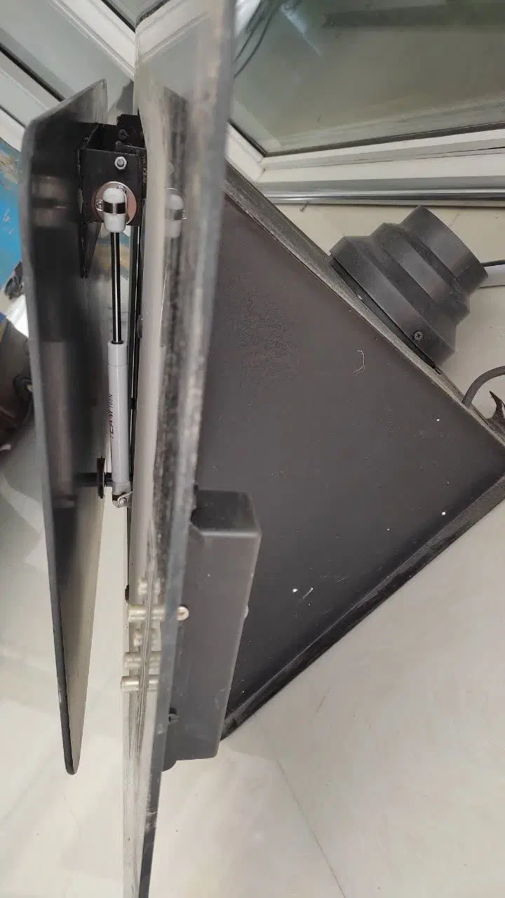 هود|هود|شاهین‌شهر, نبوت|دیوار