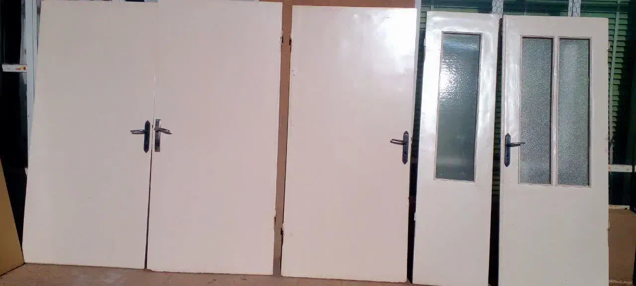 درب چوبی|مصالح و تجهیزات ساختمان|اسلامیه, |دیوار