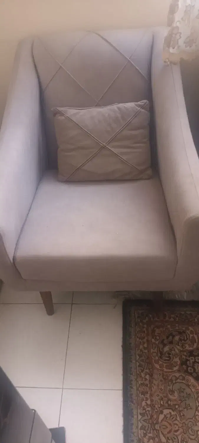 نیم ست چهار تفره|مبلمان خانگی و میز عسلی|تهران, سلسبیل جنوبی|دیوار