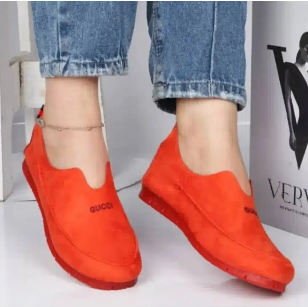 کالج سویت خارجی|کیف، کفش، کمربند|کاشان, گبرها|دیوار