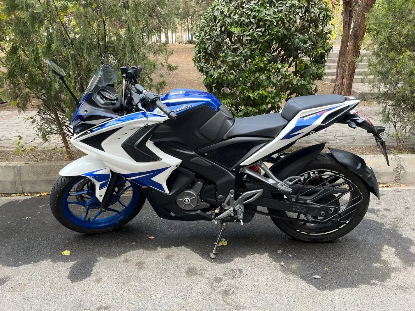 موتور آر اس ۲۰۰ آبی اسپشیال|موتورسیکلت|تهران, مرزداران|دیوار