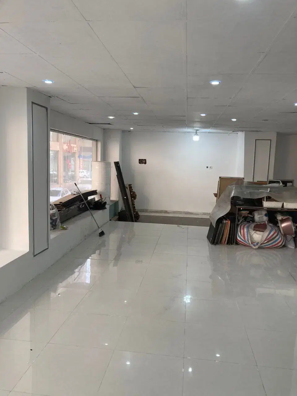 فلت ۷۰متری طبقه اول کوچه ستایش|اجارهٔ مغازه و غرفه|بندرعباس, |دیوار