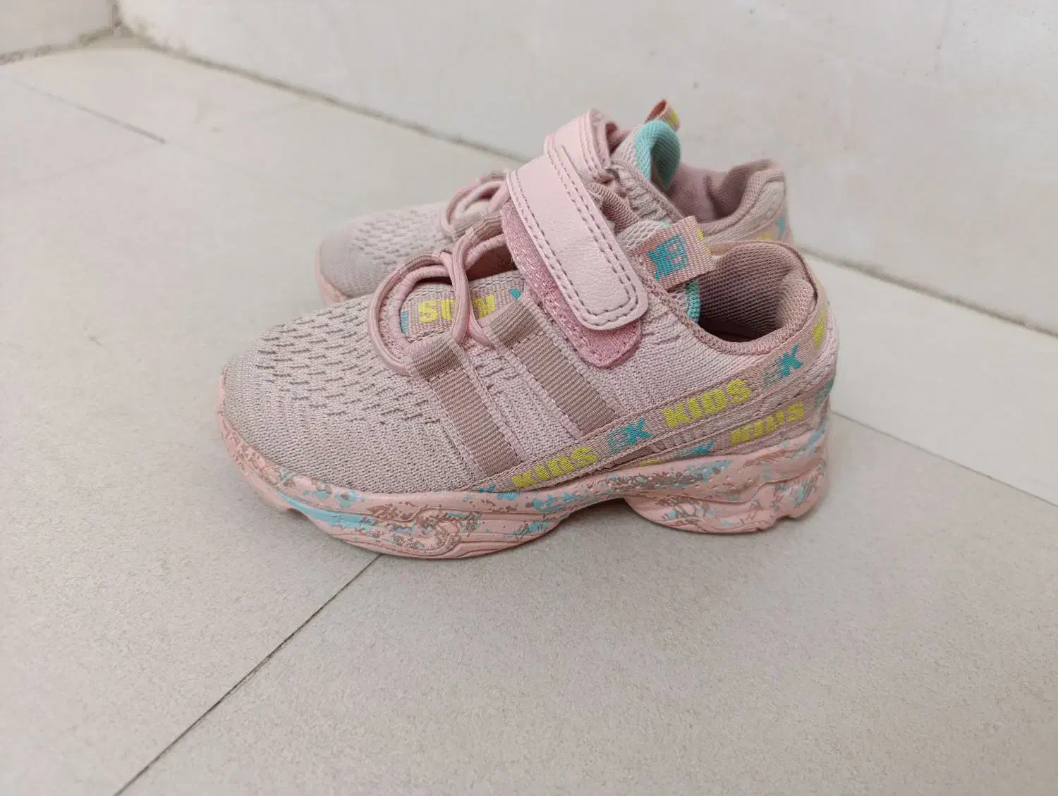 کفش بچگانه|کفش و لباس بچه|کرمانشاه, |دیوار