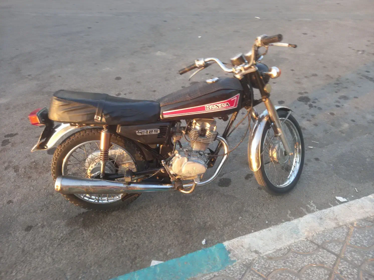 موتور هندا ۱۲۵|موتورسیکلت|یزد, |دیوار