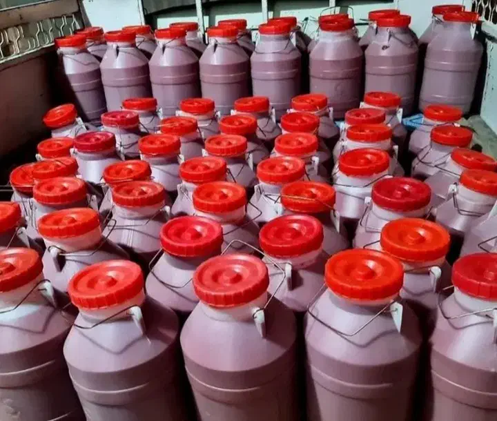 خشکبار|خوردنی و آشامیدنی|بومهن, |دیوار