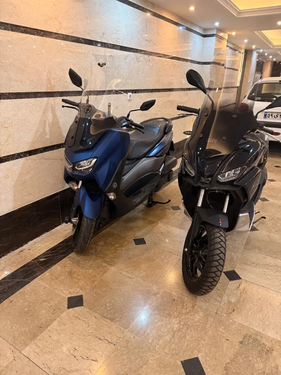 Nmax و آپریلیا معاوضه با xmax|موتورسیکلت|تهران, میدان ولیعصر|دیوار