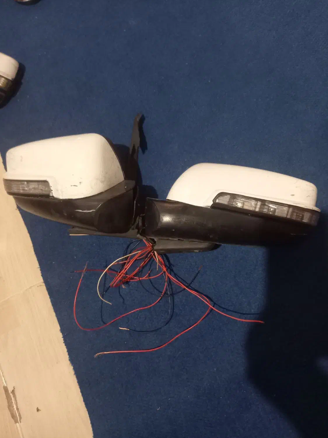 اینه بغل کروز|قطعات یدکی و لوازم جانبی|تهران, شکوفه (عبدل آباد)|دیوار