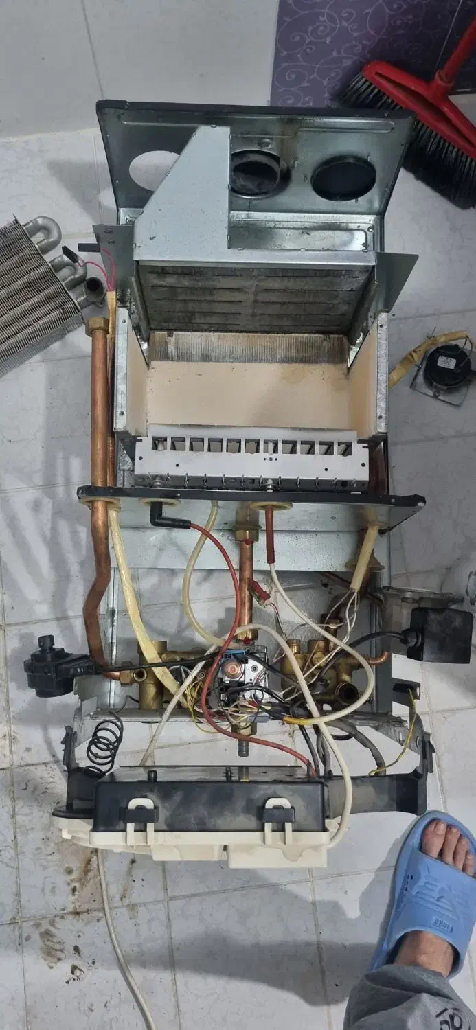 تعمیرات پکیج و رادیاتور|آبگرمکن، پکیج، شوفاژ|شیراز, گلدشت معالیآباد|دیوار