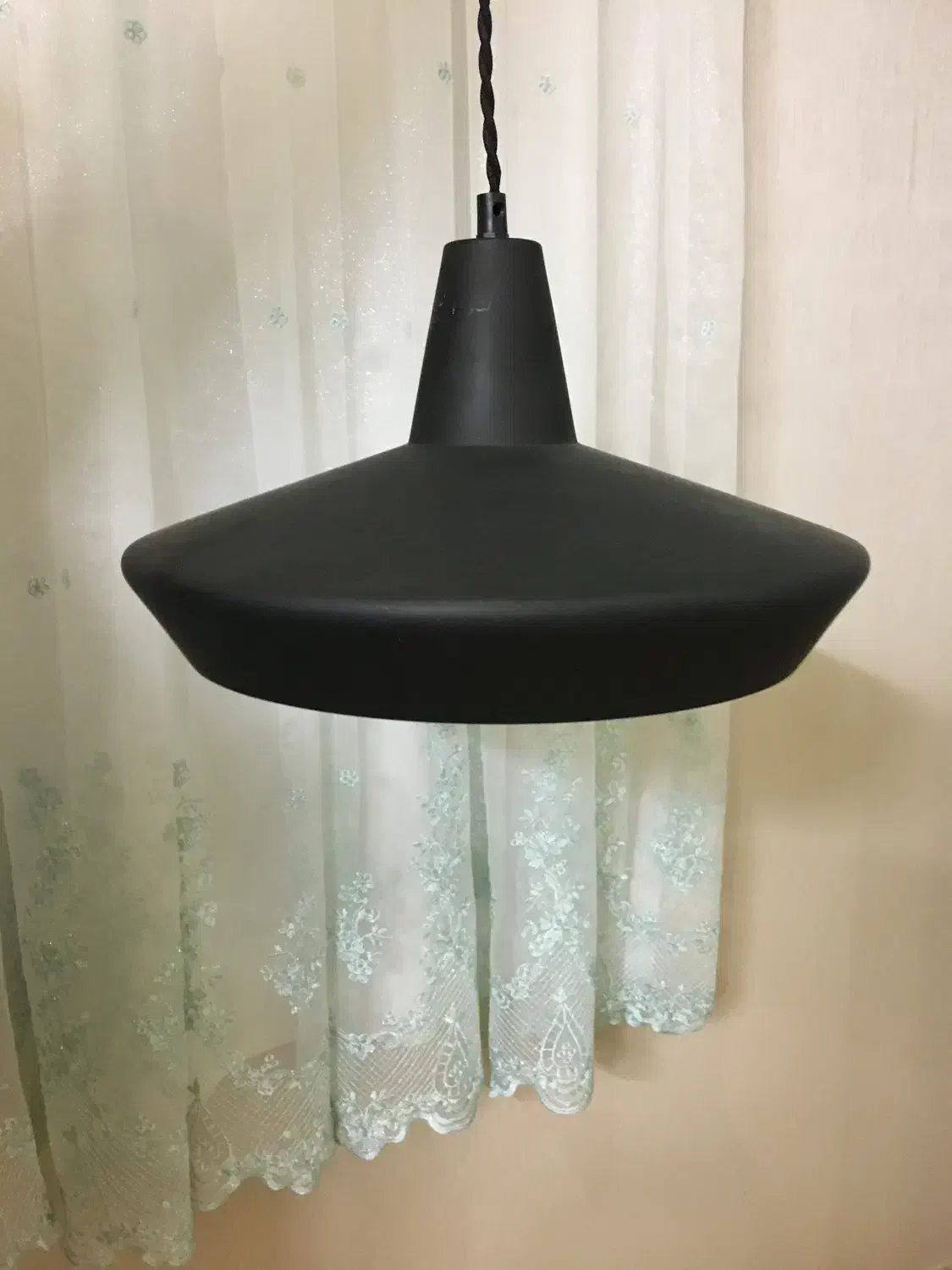 چراغ آویز|لوستر و چراغ آویز|شیراز, شهرک گلدشت حافظ‎|دیوار