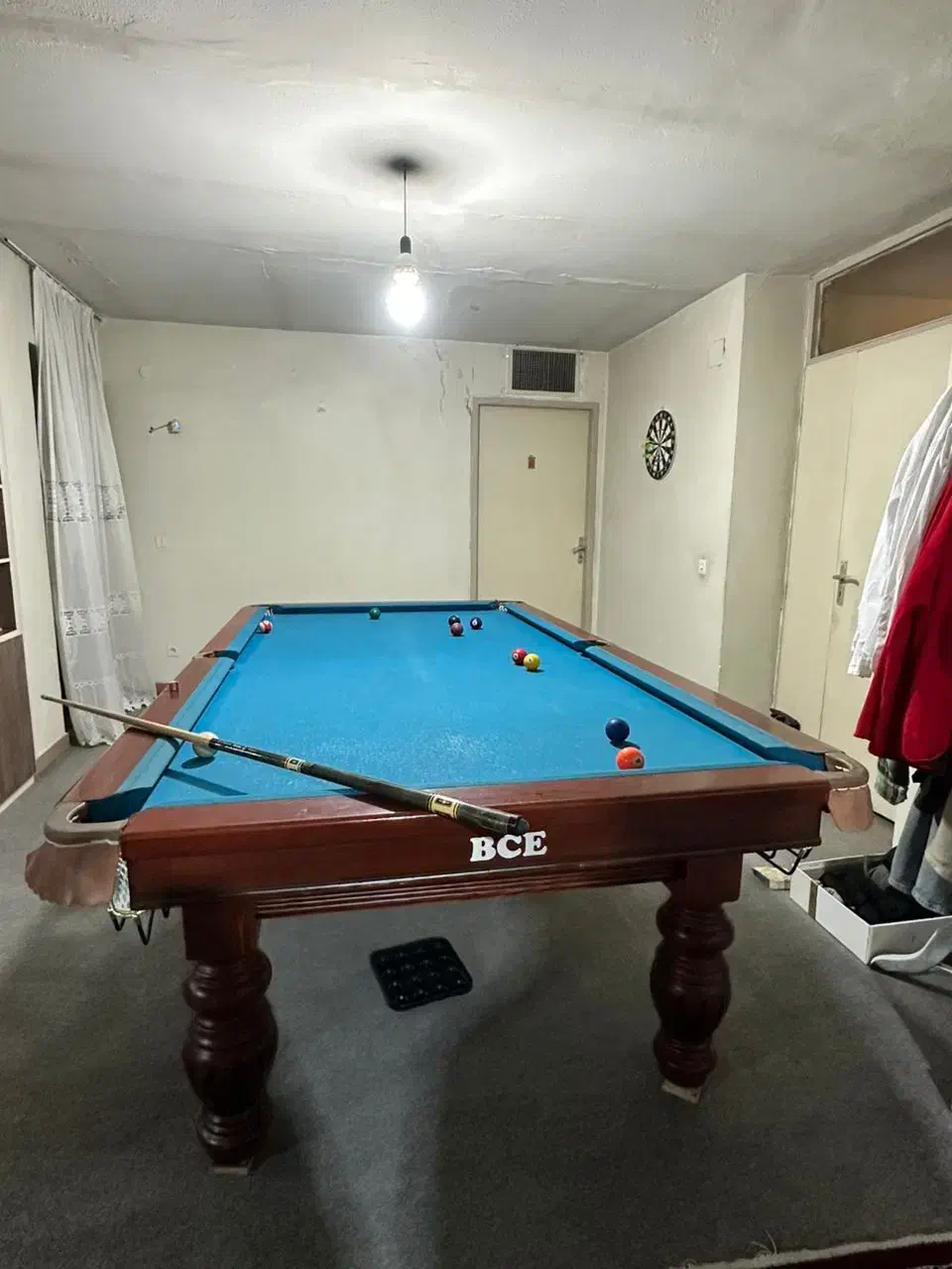 میز بیلیارد کارکرده ۹ فوت ۶ پایه|ورزش‌های توپی|خمینی‌شهر, |دیوار