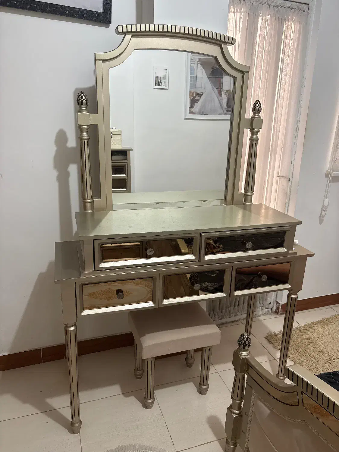 سرویس تخت اینه ای|تخت و سرویس خواب|لاهیجان, کوی خزر|دیوار