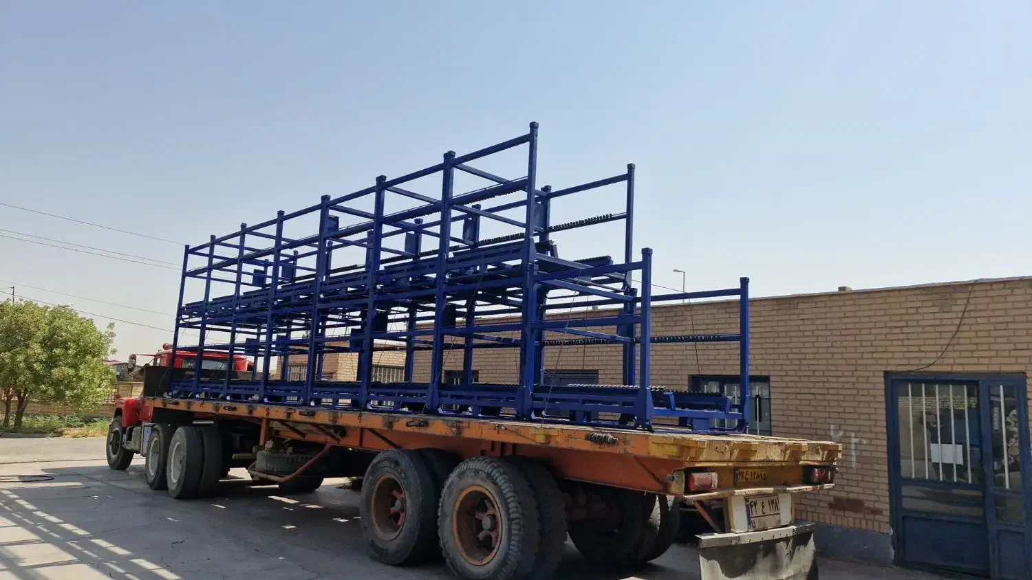 استخدام نیروی ماهر جوشکار و خال زن co2 و ساده کار|استخدام صنعتی، فنی، مهندسی|پیشوا, |دیوار