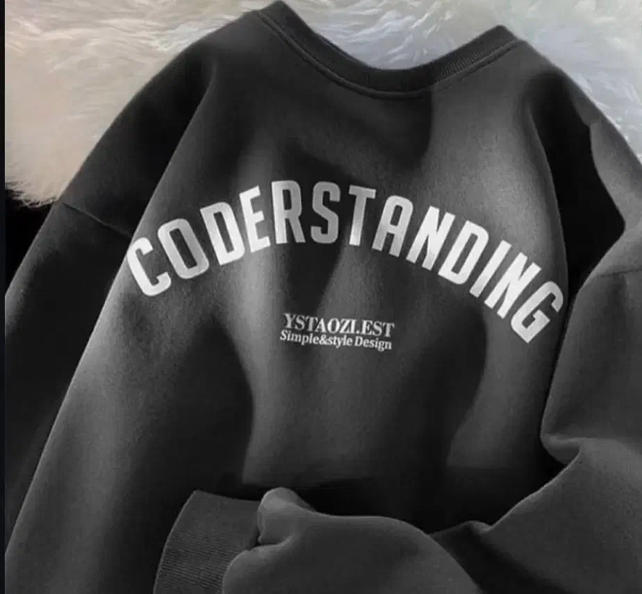 هودی و دورس|لباس|نیشابور, شهید جعفری|دیوار