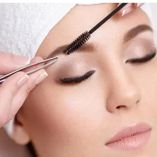 اجاره لاین اصلاح ابرو و لیفت و لمینت|اجارهٔ دفتر کار، اتاق اداری، مطب|اصفهان, مصلی|دیوار