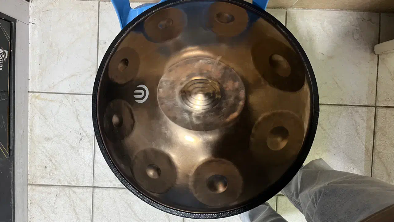 هنگدرام|درام و پرکاشن|ایلام, |دیوار