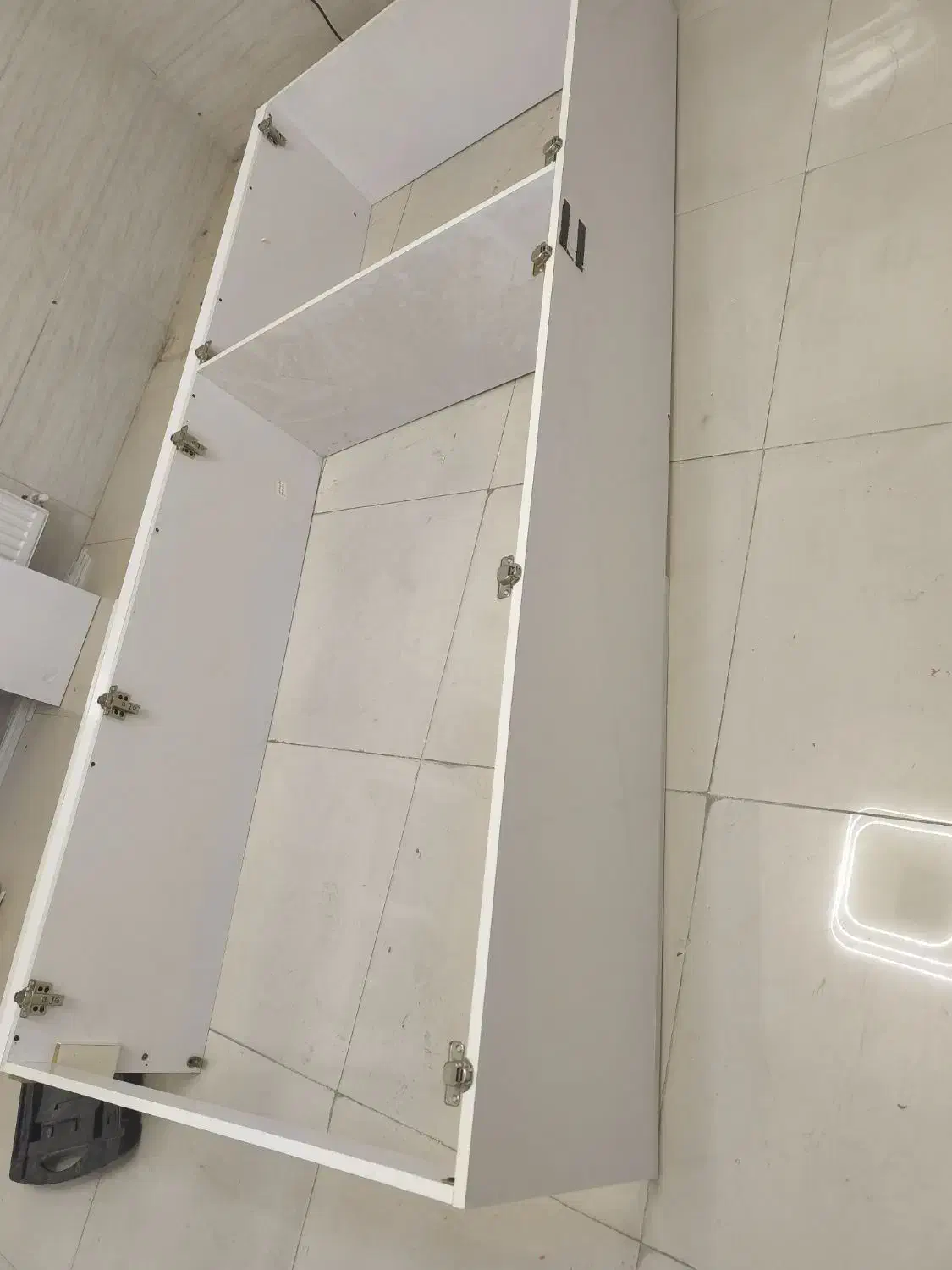 MDFو ورق های لترون و کمد تزئینی و ۲ورق ماربل شیت|کتابخانه، شلف، قفسههای دیواری|قروه, |دیوار