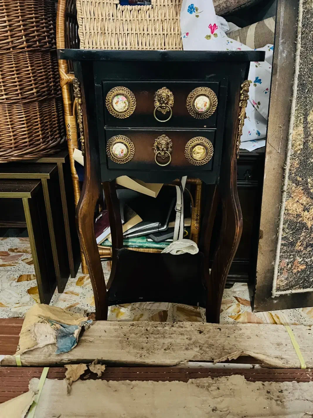 میز چوبی|بوفه، ویترین، کنسول|رشت, استادسرا|دیوار