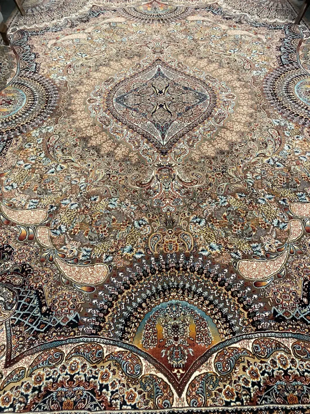 فرش ۱۲متری|فرش|قدس, شهرقدس|دیوار