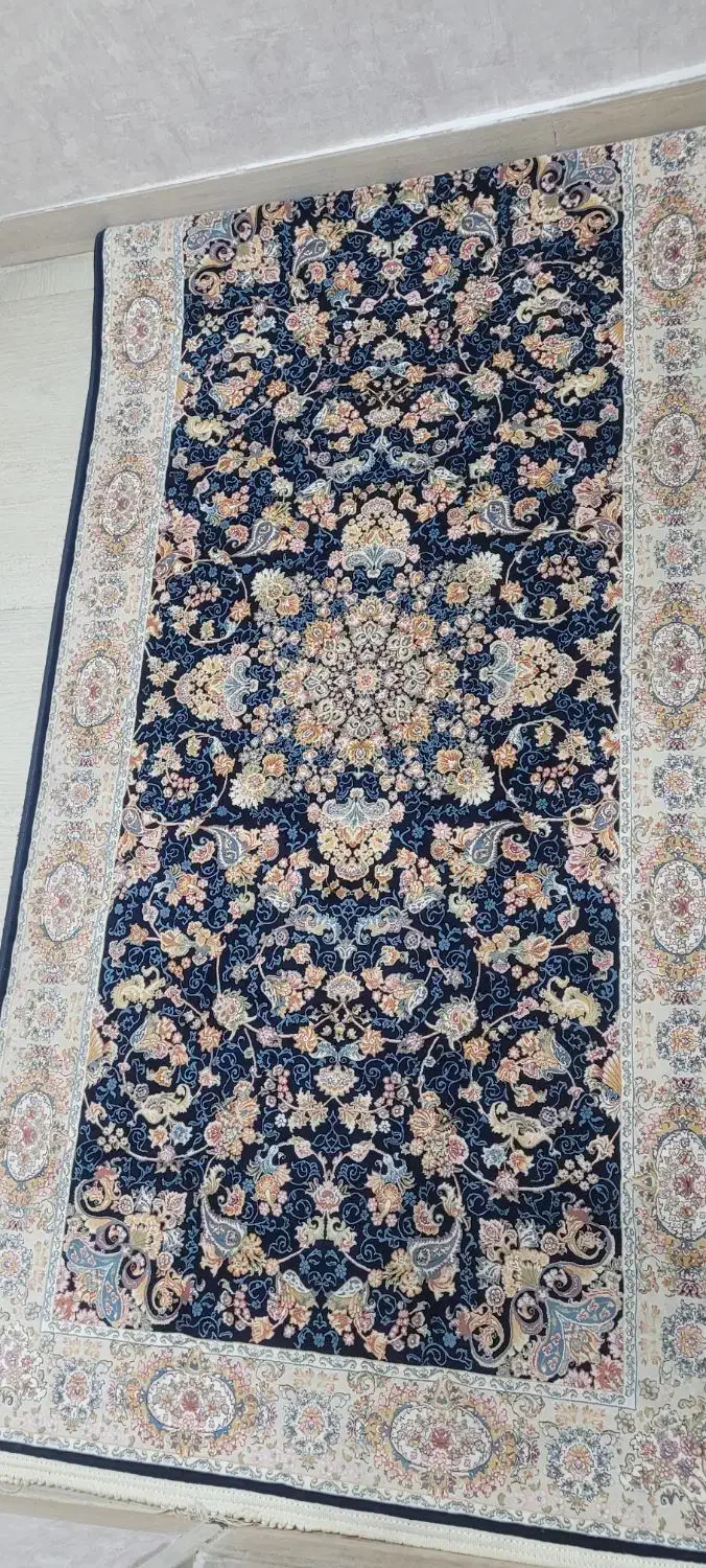 فرش|فرش|گلستان (تهران), |دیوار