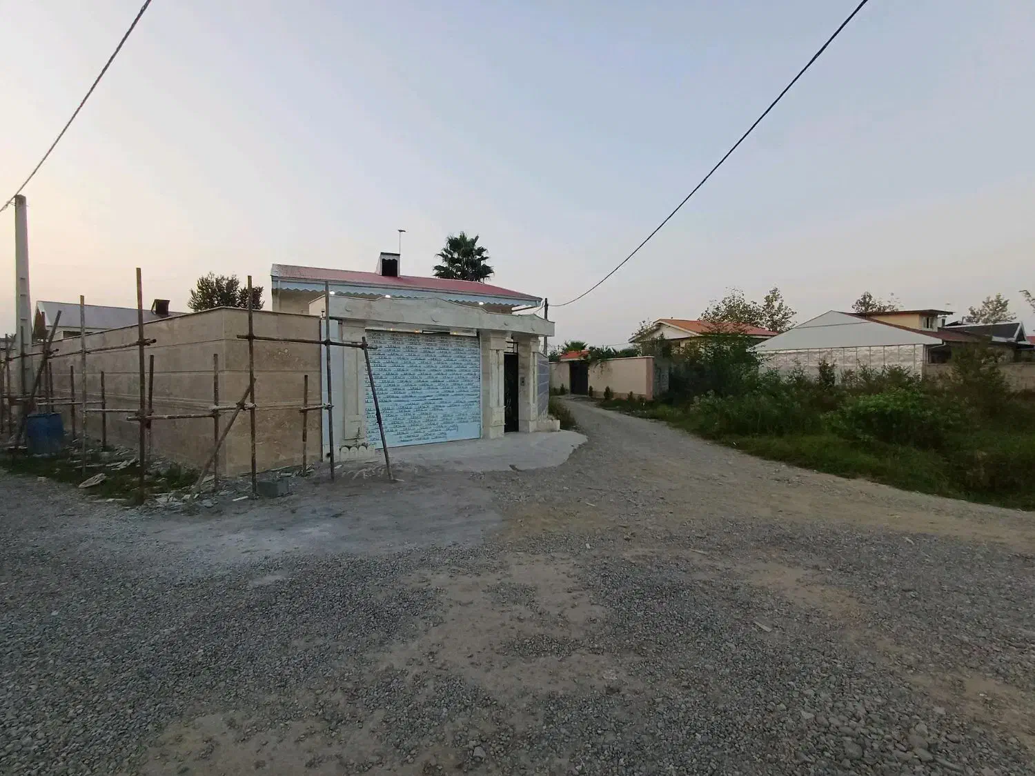 ویلای ۲۱۴متر نوساز۹۰متر بنا|فروش خانه و ویلا|صومعه‌سرا, |دیوار