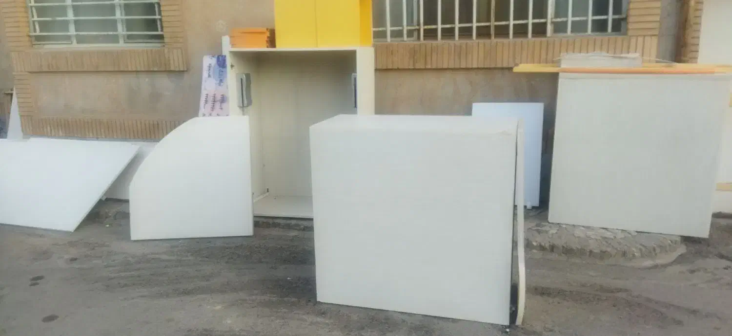 تخت و کمد ومیز تحریر و کتابخانه و قفسه|تخت و سرویس خواب|سبزوار, شهرک صنعتی خاوران|دیوار