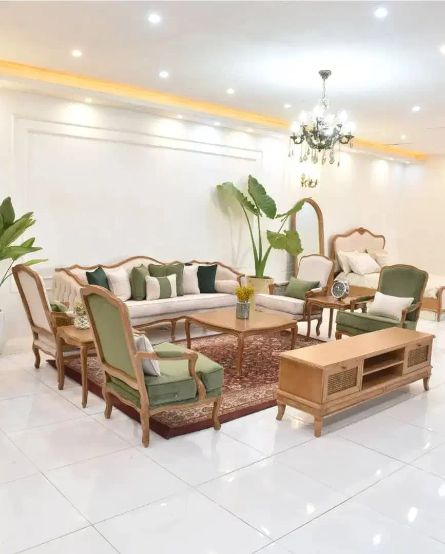 مبل کلاسیک کوین|مبلمان خانگی و میز عسلی|ایلام, |دیوار