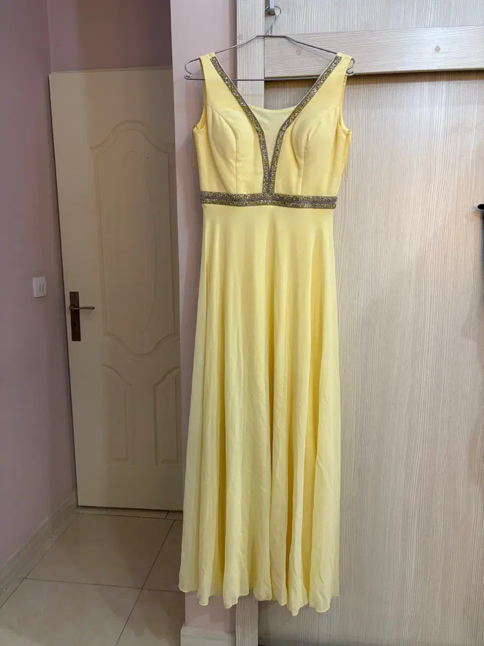 تعدادی لباس مجلسی سایز ۳۸-۴۰|لباس|تهران, نیکنام|دیوار