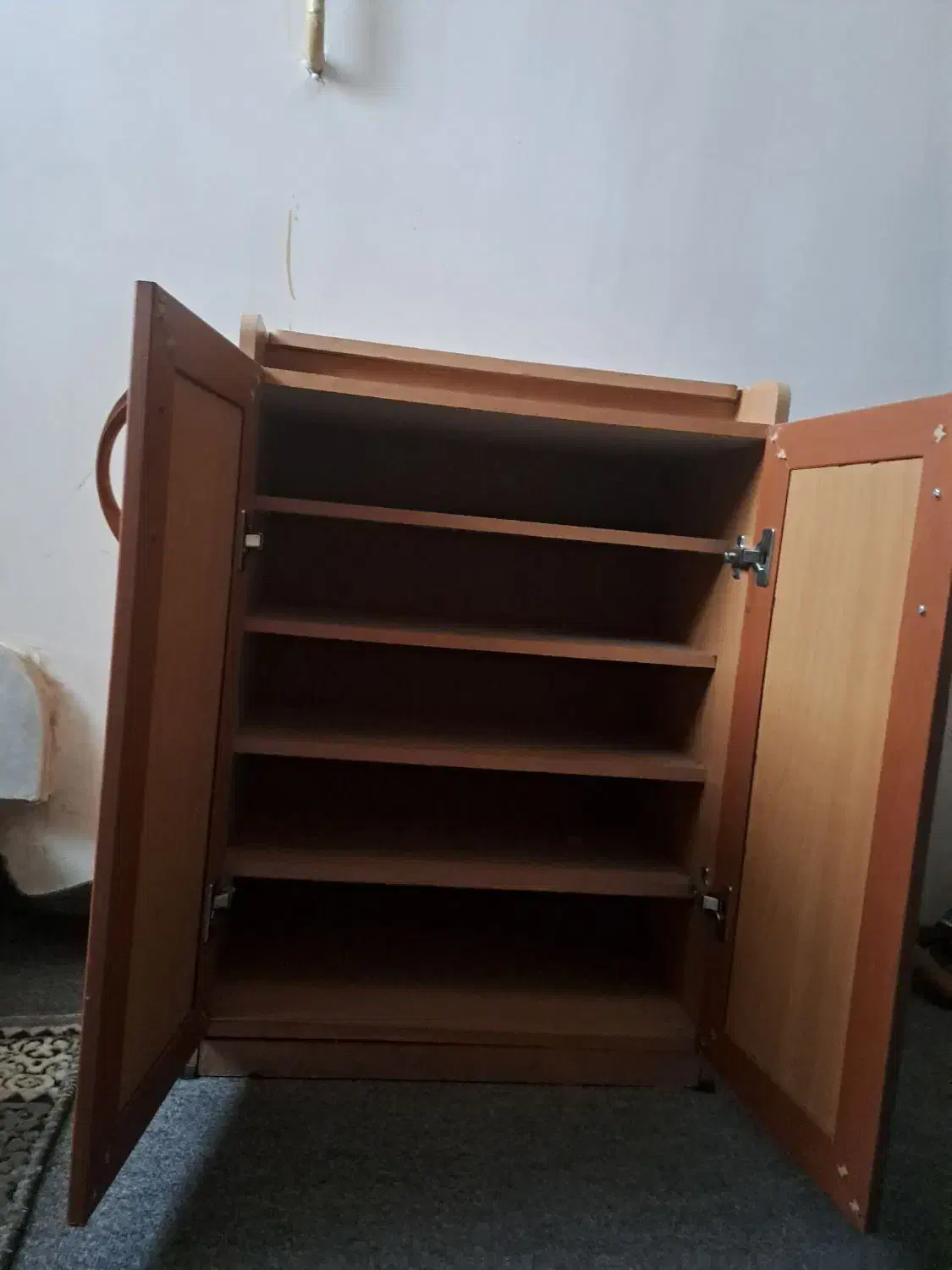 جاکفشی|جاکفشی، کمد، دراور|شوط, |دیوار