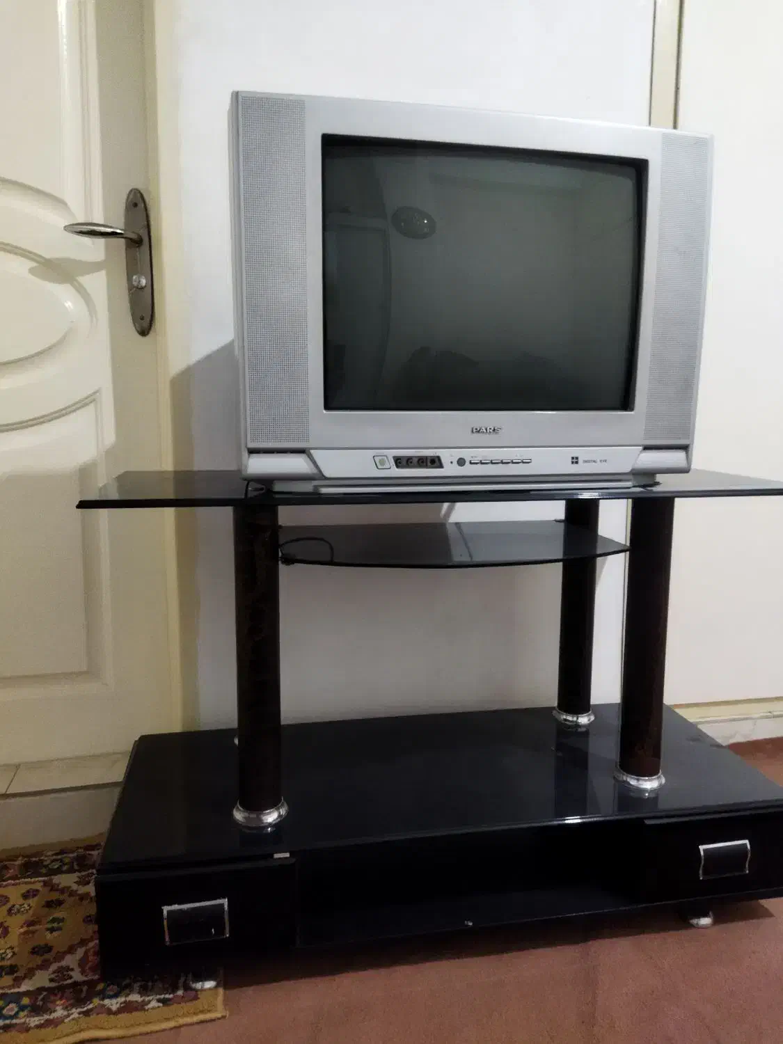 فروش تلویزیون ومیز|تلویزیون و پروژکتور|سهند, |دیوار