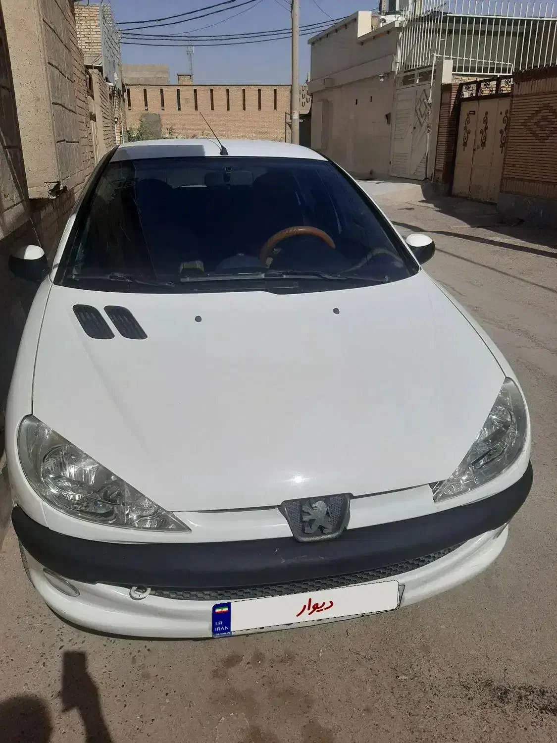 پژو ۲۰۶ V8 خانگی صندوقدار SD فرانسوی اصل آریان|خودرو سواری و وانت|آبادان, |دیوار