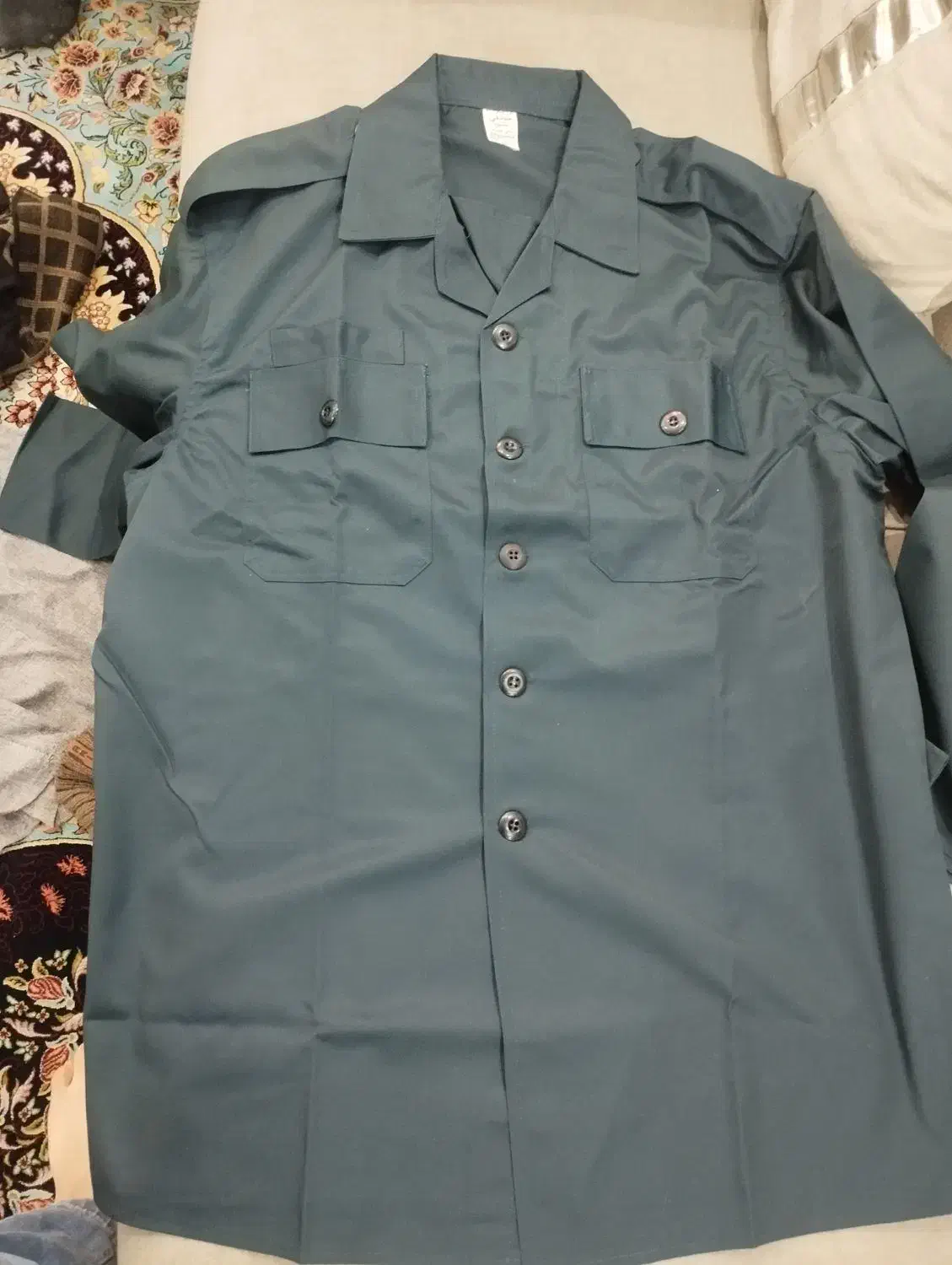 لباس کار|لباس|مشهد, طبرسی شمالی|دیوار