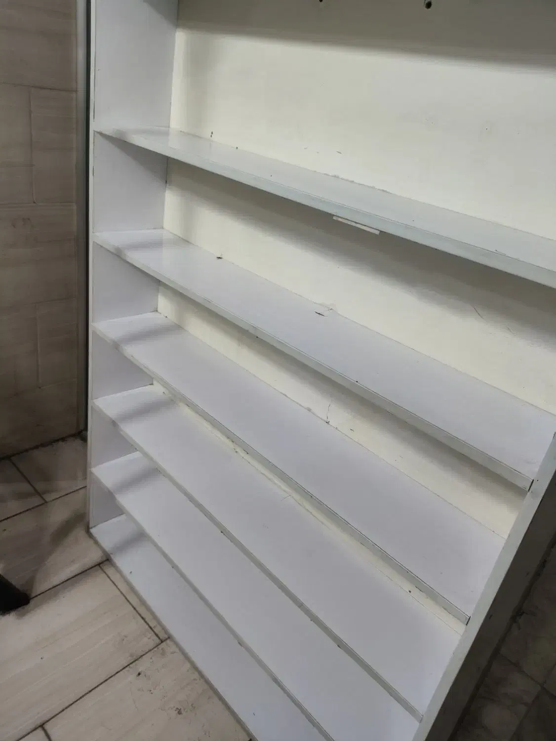 ویترین ام دی اف|کتابخانه، شلف، قفسه‌های دیواری|اندیشه, اندیشه فاز ۱|دیوار