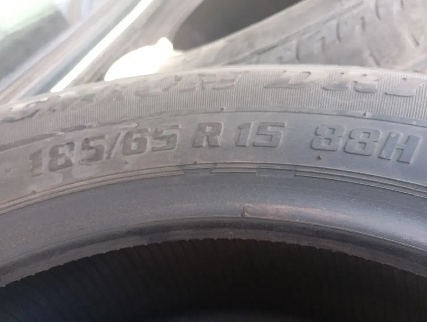 4 حلقه لاستیک بارز بفروش میرسد|قطعات یدکی و لوازم جانبی|خمینی‌شهر, |دیوار