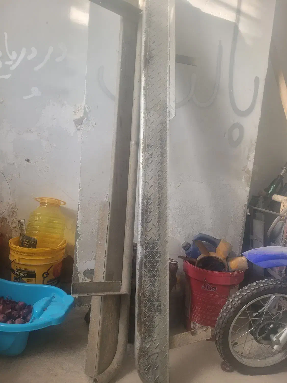 آینه نیسان پایه رکابی،نیسان سپر|قطعات یدکی و لوازم جانبی|گلپایگان, |دیوار