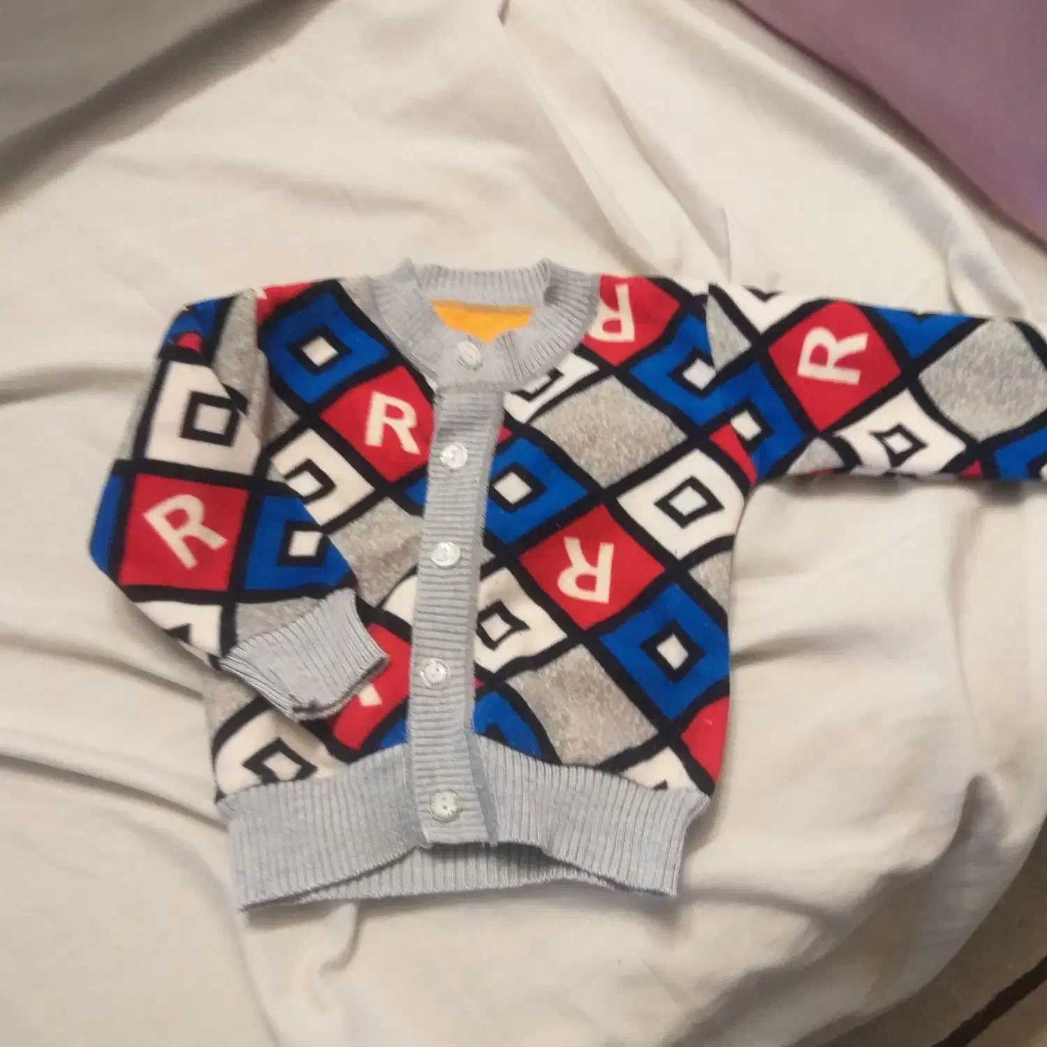 لباس بچه گونه سایز یک داره تا دوسال|کفش و لباس بچه|یزد, |دیوار