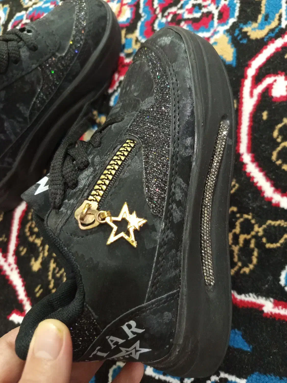 کفش سایز ۳۱ اسپرت برای دخترم کادو آوردن|کیف، کفش، کمربند|مشهد, طبرسی شمالی|دیوار