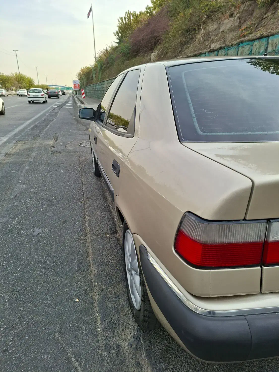 زانتیا بژ مدل ۸۴ در حد ۲۰۰۰|خودرو سواری و وانت|تهران, اباذر|دیوار