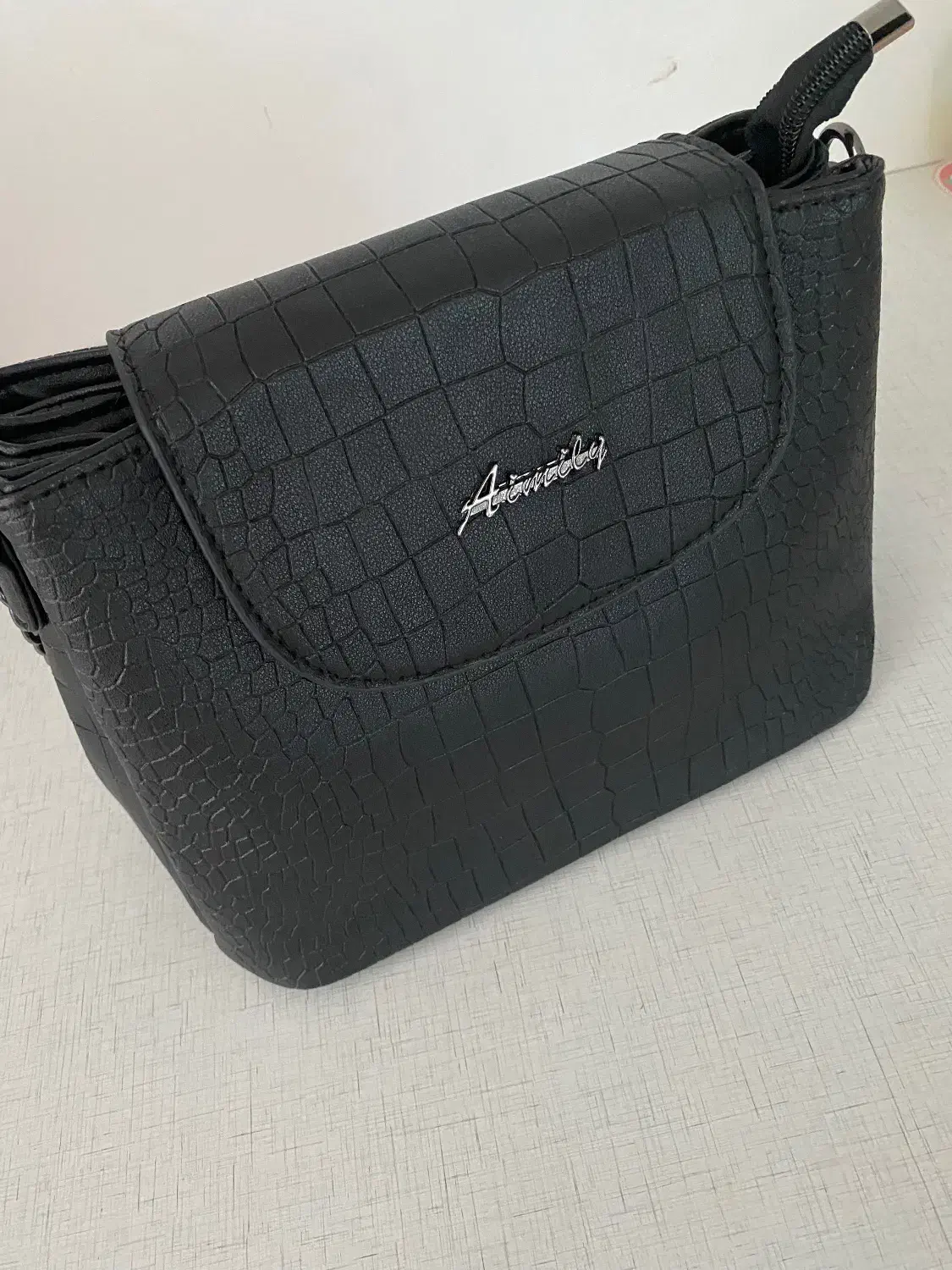 کیف دوشی وارداتی|کیف، کفش، کمربند|اردبیل, |دیوار