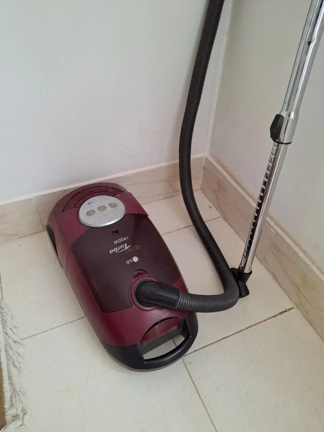 جارو برقی|جاروبرقی، جارو شارژی، بخارشو|بم, |دیوار